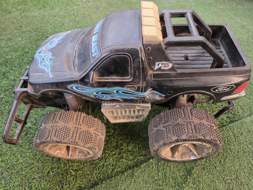 Tyco RC "Street Beast"